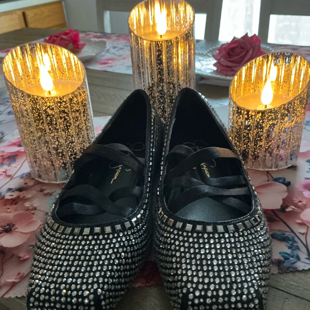 Jessica Simpson Black and Silver, Odessa, Size 7m, NIB🌹